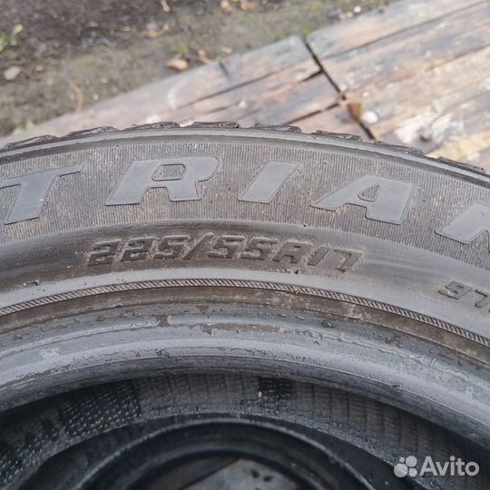 Triangle TR777 215/55 R17