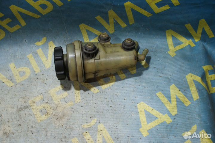 Бачок гидроусилителя руля Ford Focus 1