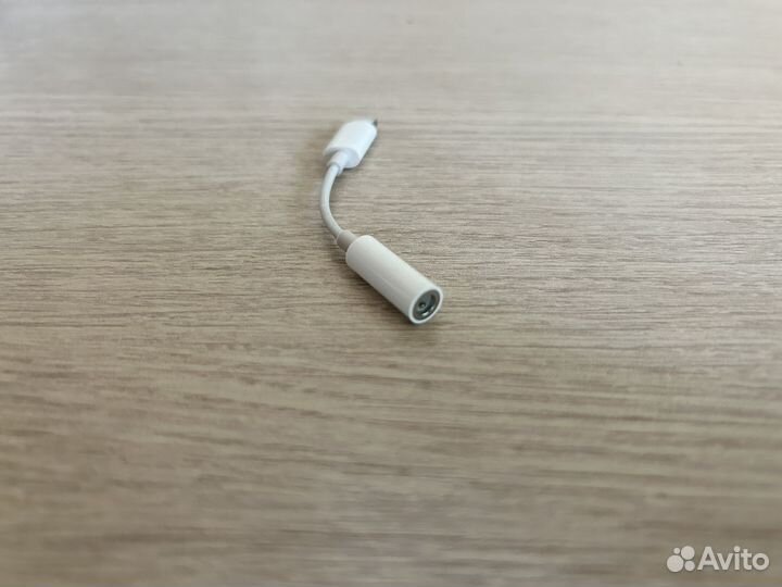 Адаптер Apple lightning - jack 3,5