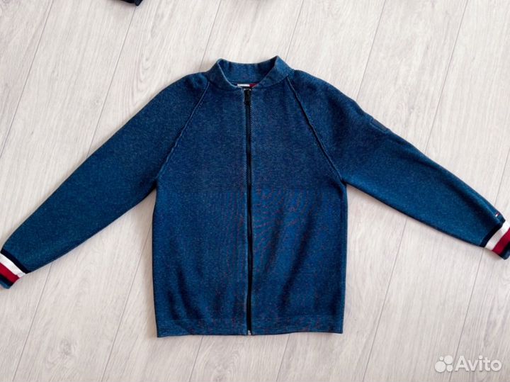 Рубашка, жилет, джинсы Tommy Hilfiger