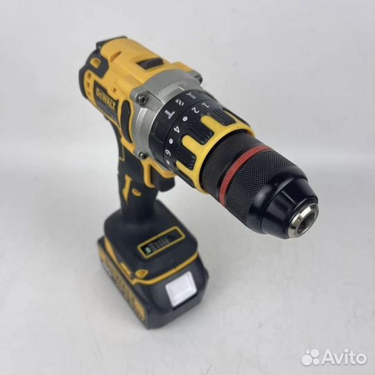 Шуруповерт для ледобура Dewalt 6 Mah