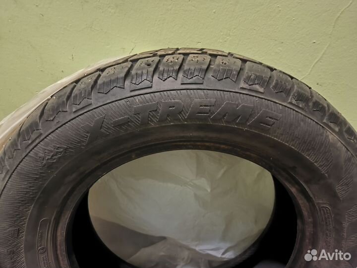 Avon Ranger Ice 215/65 R16