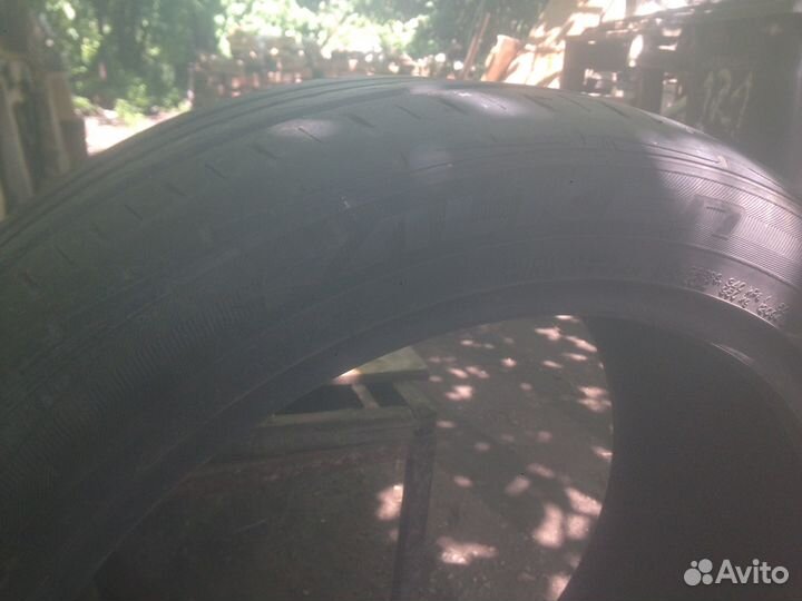 Falken Azenis FK-453CC 245/40 R20