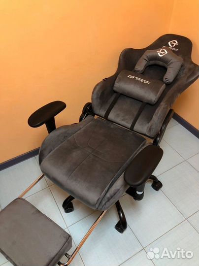 Компьютерное кресло Boss с функцией массажа