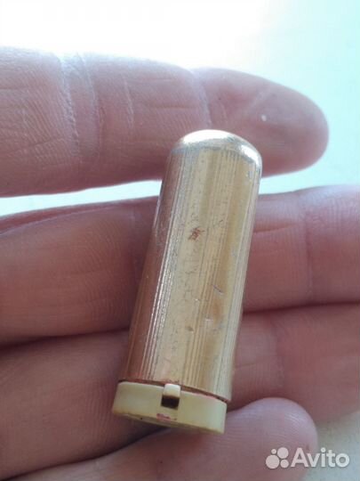 Помада СССР, на фото