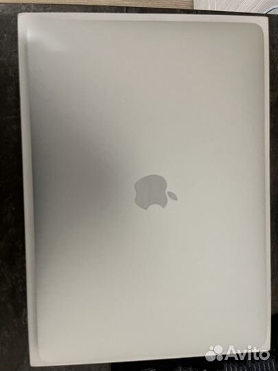 Apple MacBook Pro 13 2019 Touch Bar 8/256