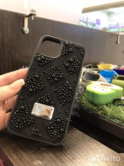 Чехол с камнями iPhone 13