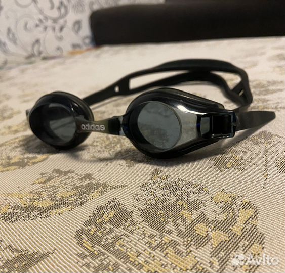Очки для плавания adidas