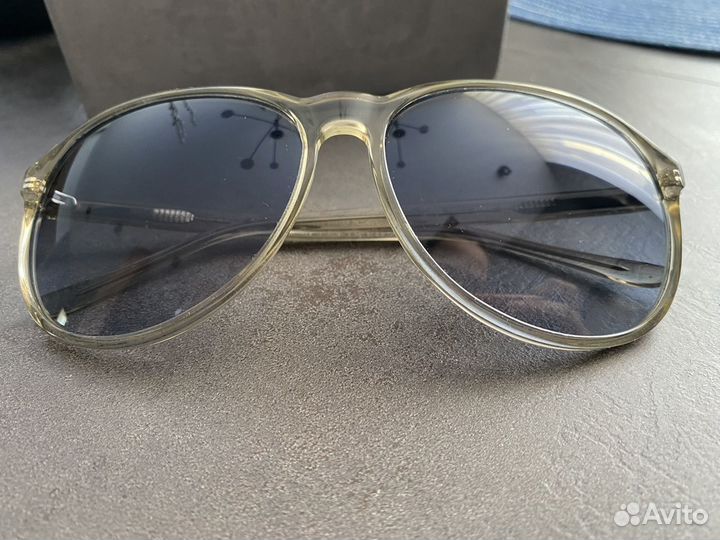 Солнцезащитные очки YSL