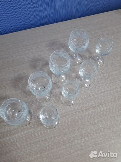 Рюмки на ножке