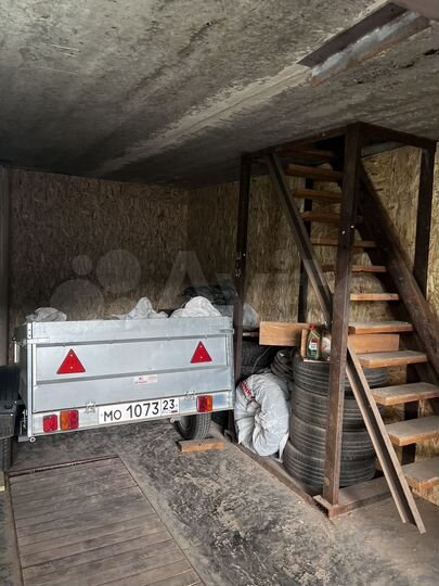 Гараж, > 30 м²