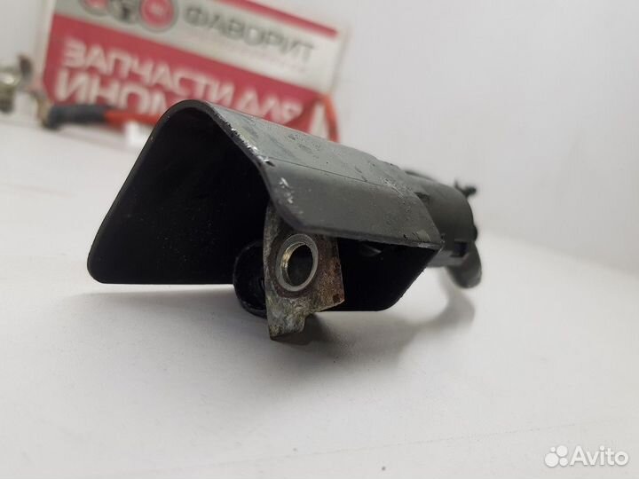 Клемма аккумулятора плюс (Audi A3)