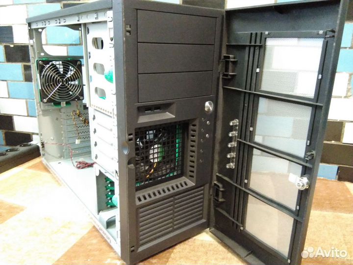 Корпус Chenbro SR10566-USB3 для сервера