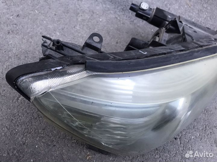 Фара Toyota rav 4