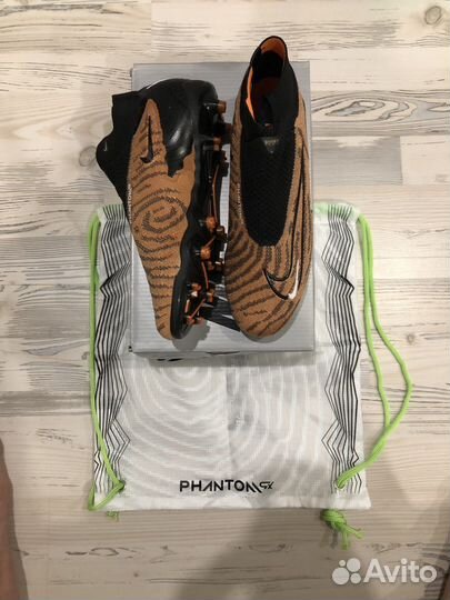 Бутсы Nike Phantom