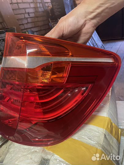 Задний правый фонарь bmw f25