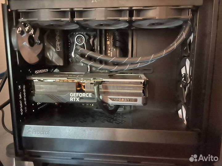 Gigabyte Z790 gaming X AX