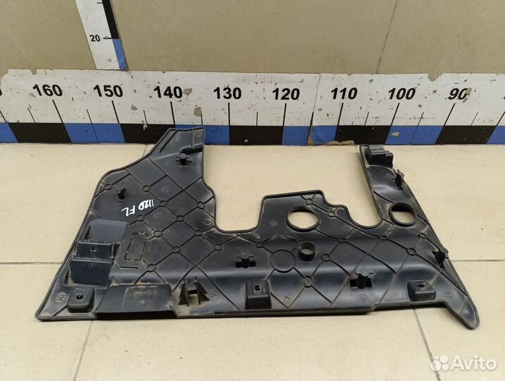 Накладка (кузов внутри) VW Jetta 2011