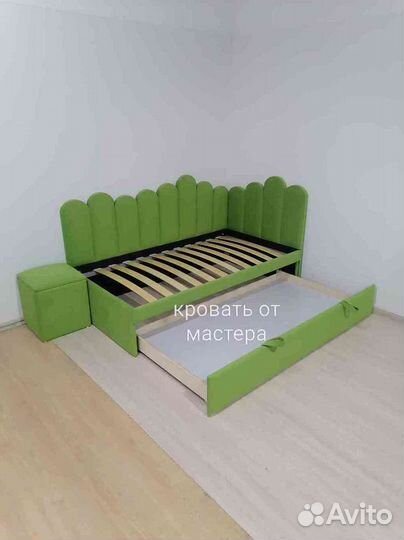 Детская кровать с мягким бортиком