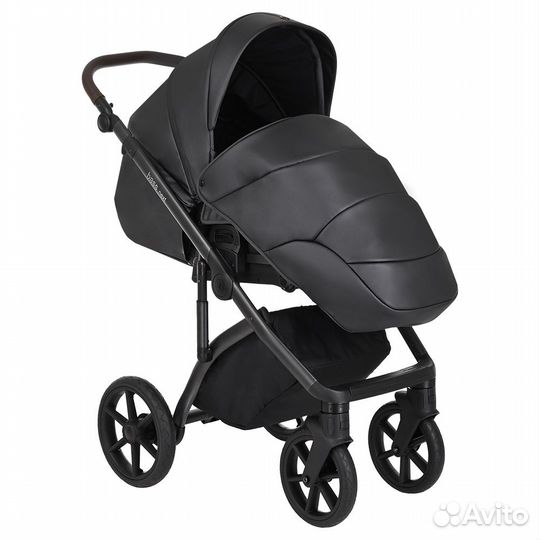 Roan Bass Next коляска 2в1 Кожа /Black Pearl
