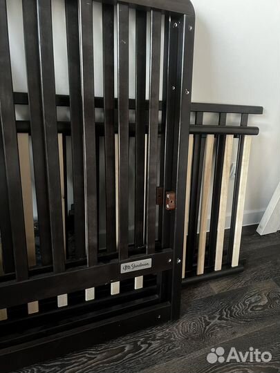 Кроватка для новорожденных