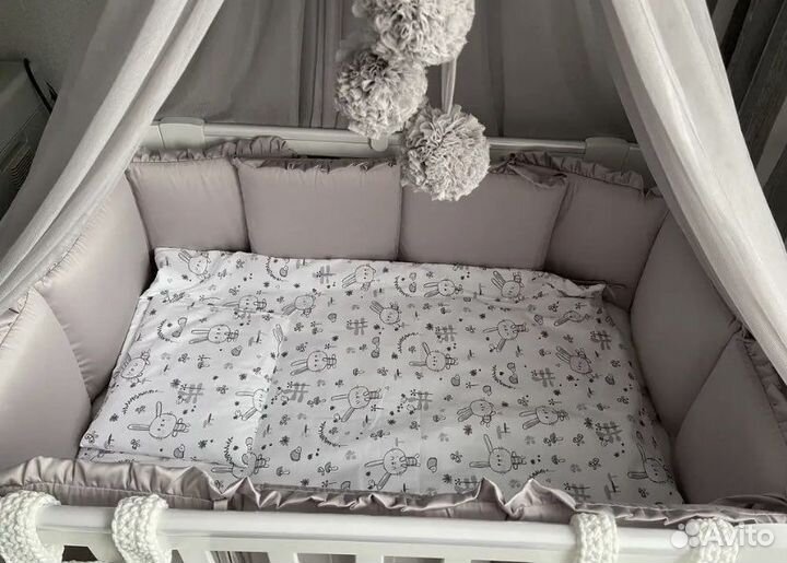 Комплект в кроватку для новорожденных