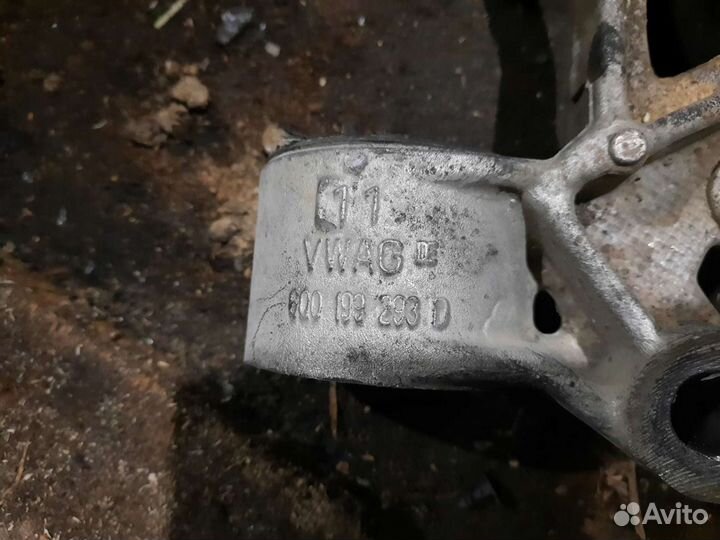 Кронштейн переднего рычага polo 4 fabia 2 roomster