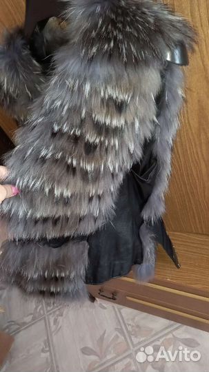 Меховая жилетка