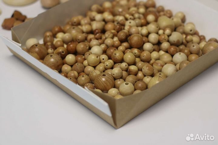 Фурнитура из дерева бук можжевельник