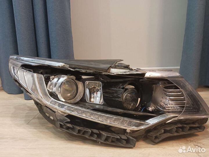 Фара правая Kia optima 4 на запчасти