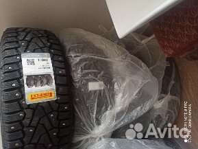 Pirelli Ice Zero 215/55 R18 99T