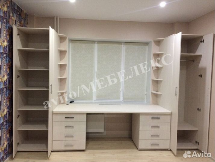 Мебель в детскую комнату