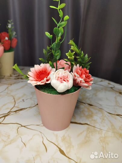 Искусственные цветы для декора