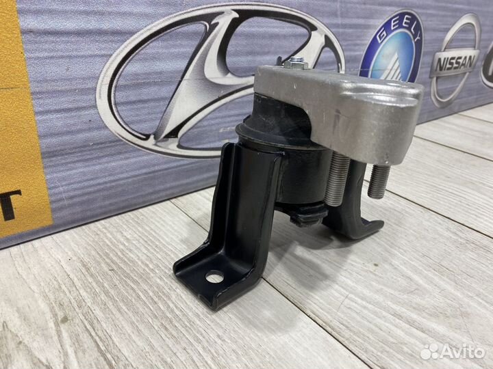 Опора двигателя двс Кронштейн Geely emgrand EC7 Пр