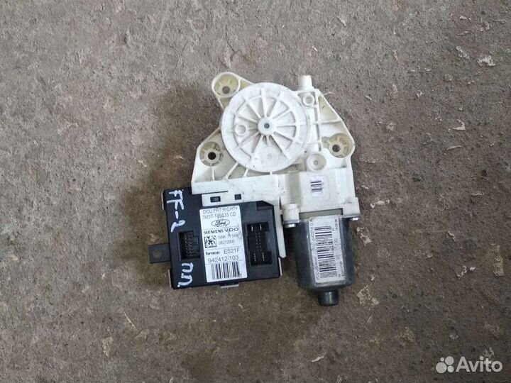 Моторчик стеклоподъёмника Форд Фокус 2