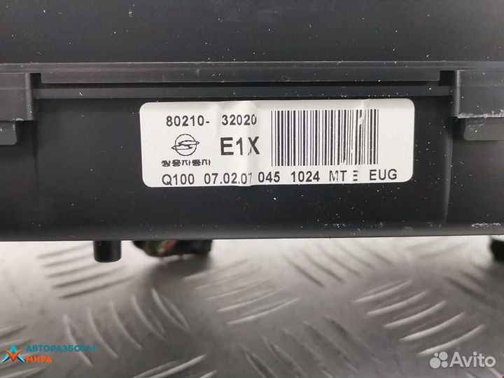 Щиток приборов (приборная панель) SsangYong