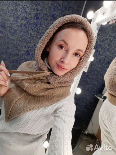 Капор женский