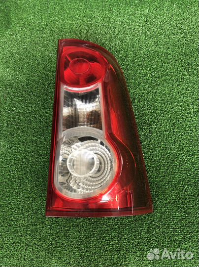 LADA Largus Фонарь задний правый