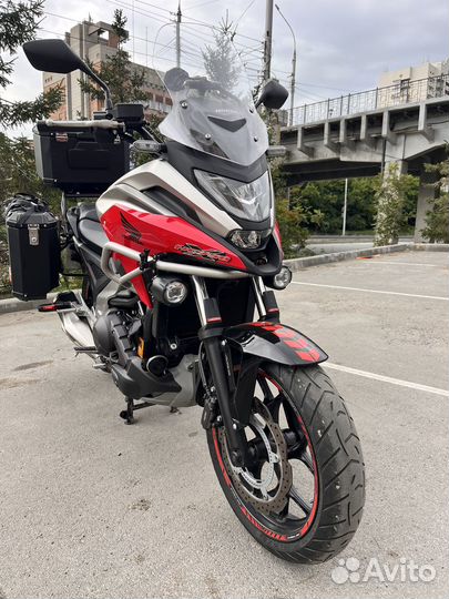 Мотоцикл honda NC 750 X DCT