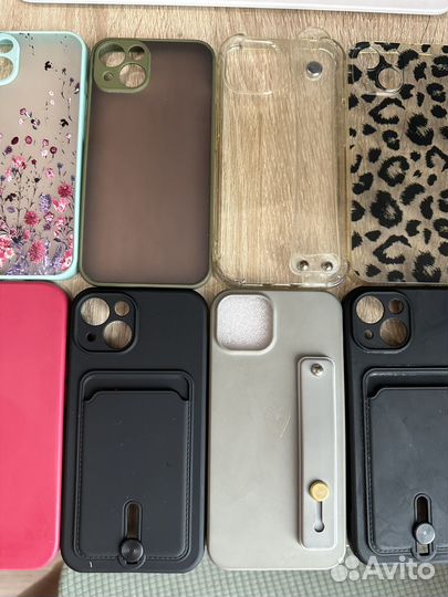 Чехлы на телефон iPhone 13