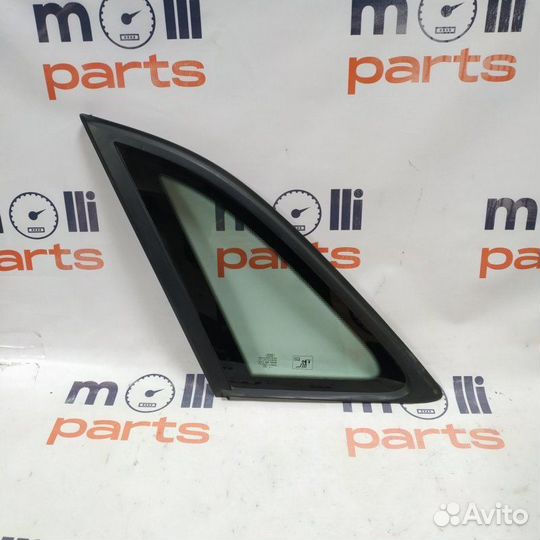 Стекло заднее форточка левое Audi Q3 8U 2014