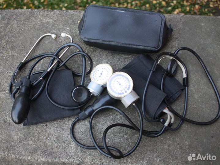 Три тонометра одним лотом. 90-е