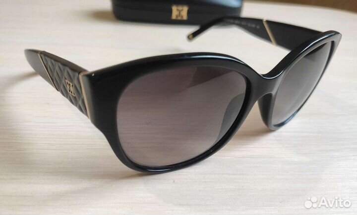 Солнцезащитные очки женские Escada оригинал