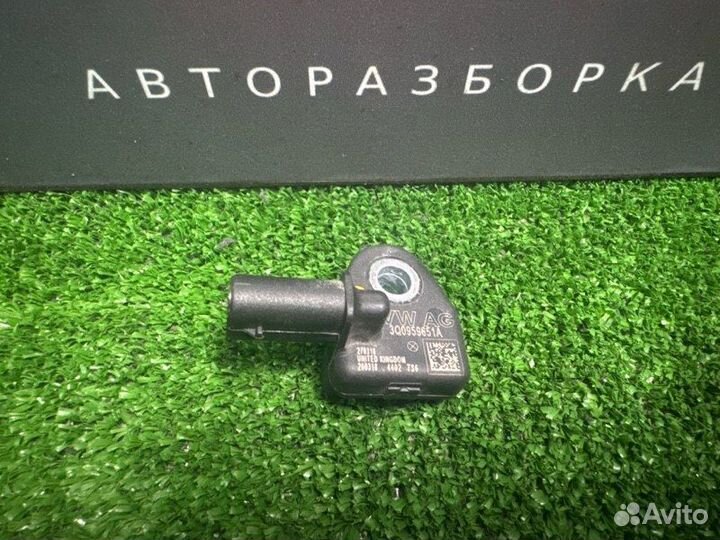 Датчик удара Air Bag передний Skoda Octavia A7 1.6