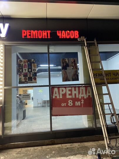 Монтаж рекламных вывесок