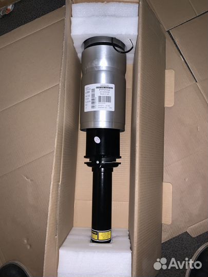 Пневмостойка передняя Range Rover Sport L320