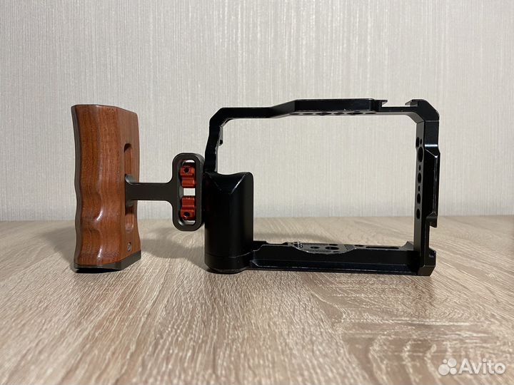 Клетка для Fujifilm X-T30 со съёмной ручкой