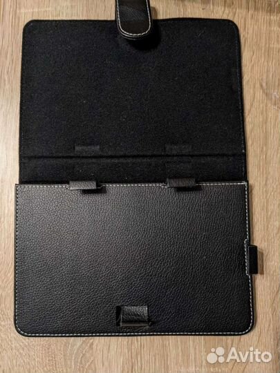 Чехол для планшета универсальный кожаный черный