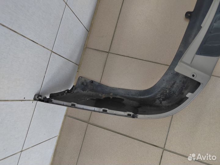 Бампер задний оригинал Hyundai H-1 Grand Starex