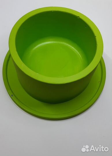 Кашпо и поднос из гипса с покрытием